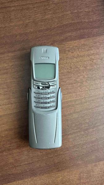 Nokia 8910 i