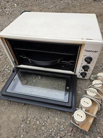 Продам духовку электро