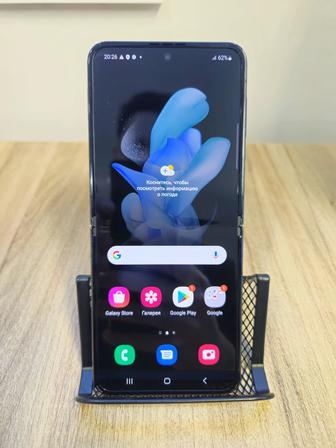 Samsung Galaxy Z Flip 4 128GB, Graphite (чёрный)
