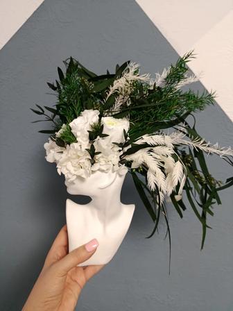 Композиция из стабилизированных цветов, букет цветов