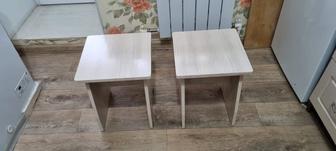 Табуретки, стол офисный