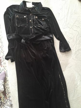 Продается костюм-двойка,пр.во Турция,новый, фирма Джио,материал велюр