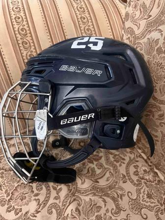 Шлем хоккейный с маской BAUER RE-AKT 150