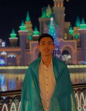 Репетитор по физике, математике, шахматам