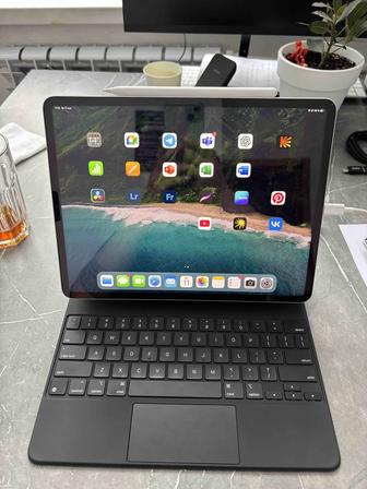 Apple iPad Pro 6th generation 128gb