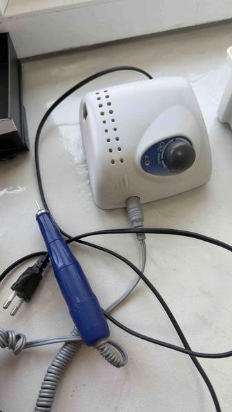 Продам аппарат для маникюра Стронг 210
