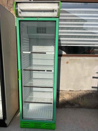 Ветренный холодильник в хорошем состоянии