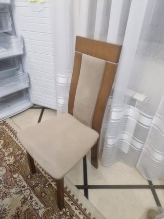 Продам стулья для кухни