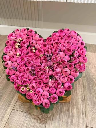 Срочно продаю цветы только что доставили