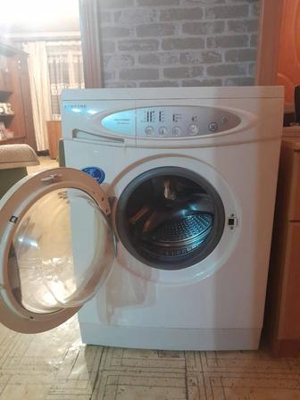Продаю б/у стиральную машину