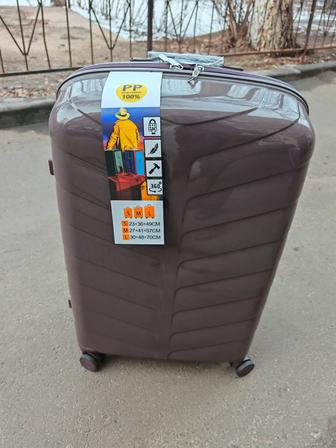 Чемодан фирменный Турция Новый !