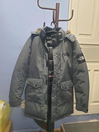 Очень теплая куртка The North Face