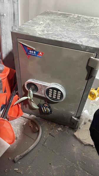 Вскрытие сейфов круглосуточно!