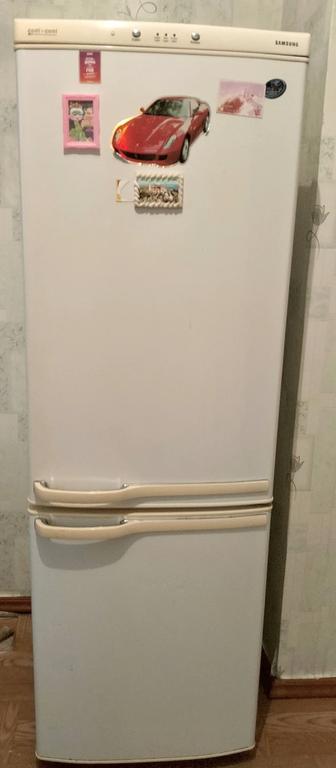 Продам холодильник б/у.