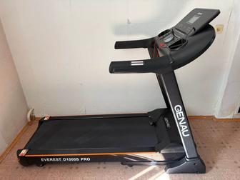 Беговая дорожка Genau Everest D1000S Pro