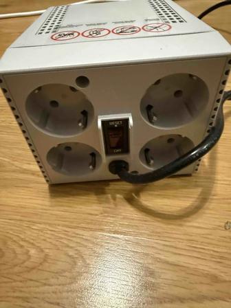 Стабилизатор напряжения Powercom TCA-2000