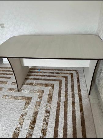 Стол сатылады