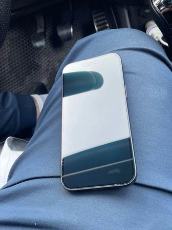 Продам 15 айфон 128