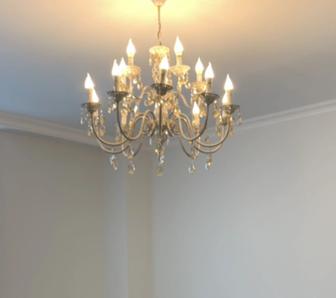 Продам люстру