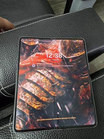 Продам Samsung z fold 3