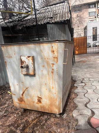 Мусорный бак