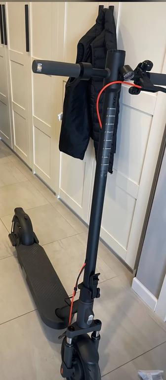 Электросамокат Xiaomi scooter Elite