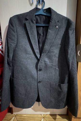Продам мужской пиджак 48-52