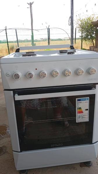 Продам газ плиту почти новые.