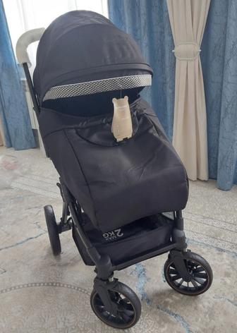 Коляска прогулочная Ining baby K308, черный