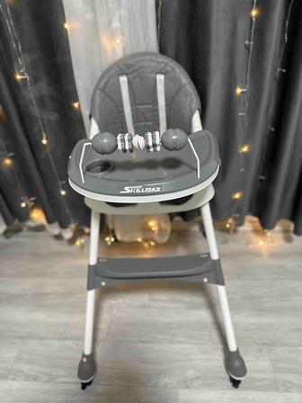 Продаю детский стол