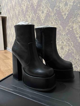 Ботинки Dollskill