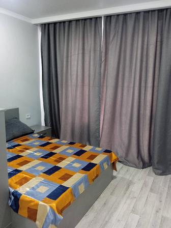 Продам кровать полуторку с матрасом