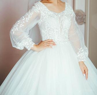 Продаю Свадебное платье