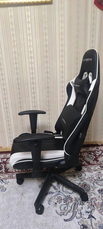 Продам игровое кресло