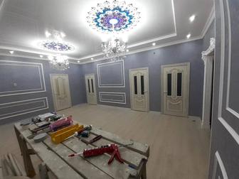 Слив воды и ремонт натяжных потолков