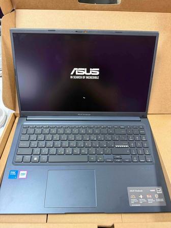 Срочно продаю новый ноутбук