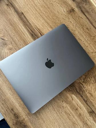 Macbook pro m1