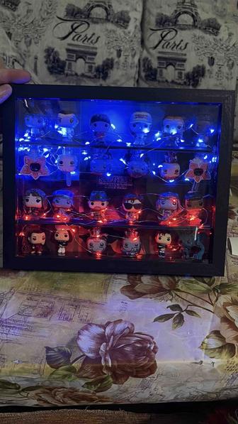 Рамка очень странные дела фигурки самодельная