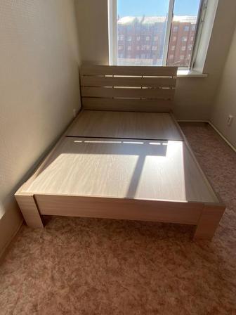 Продам кровать