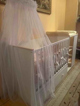 Продам детскую кроватку