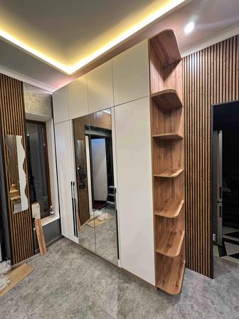 Шкаф распашной