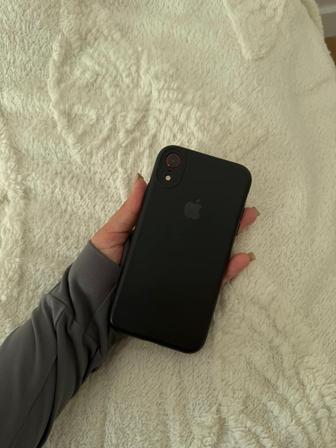 Продам IPhone XR 64Gb