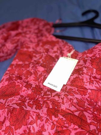 Платье от Mango