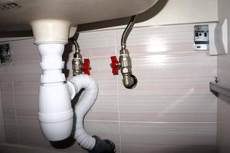 Чистка сифона от засора, замена сифона