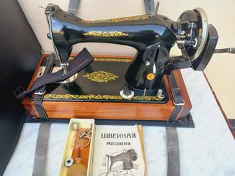 Доставкой новая Ручная Швейная Машинка Подольск шьет работает отлично 100%