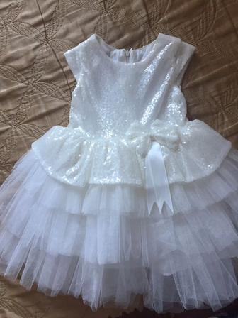 Продам платье