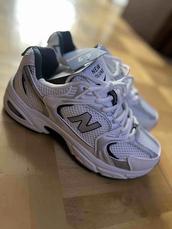 Кроссовки NB