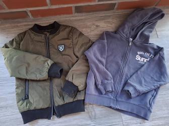 Продам одежду кофту, куртку и футболку