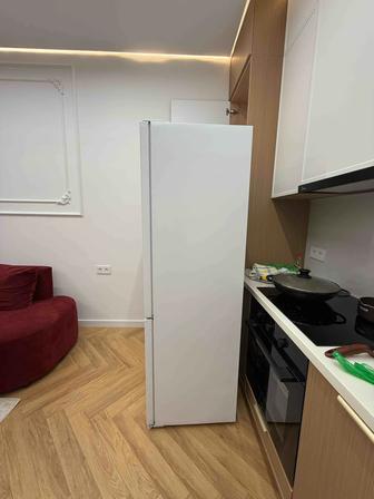 Продам 2 новых холодильника