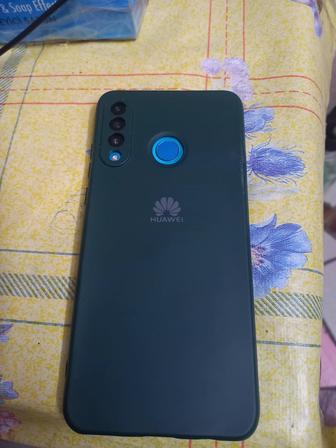 Хуавей в хорошем состоянии .память128